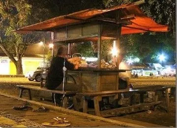 11 Alasan Kenapa Buku Adalah Kencan Terbaik Di Malam Minggu 14