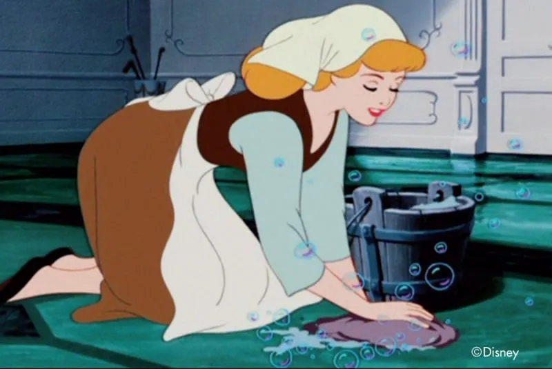 Apa Saja Yang Tidak Masuk Akal Dari Kecantikan Putri di Film Disney? 14