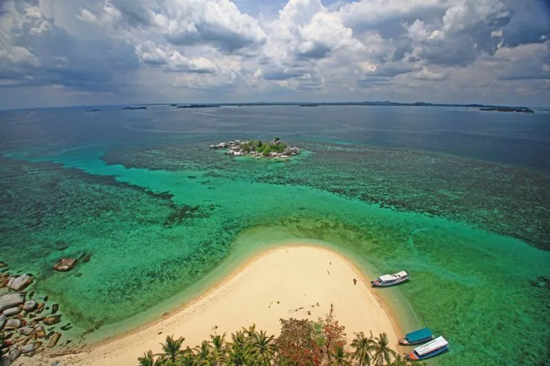 20 Tempat di Indonesia yang Layak Kamu Daki 74