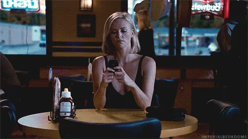 10 Tipe Penonton Bioskop yang Menyebalkan, Hayoo Introspeksi! 13
