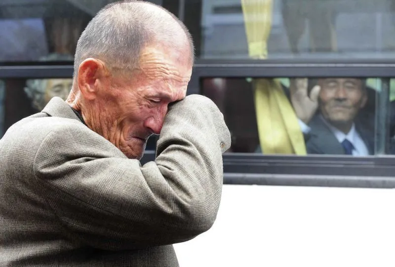 50 Foto Yang Mengajarkanmu Makna Kemanusiaan 52