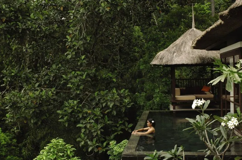 20 Hotel Unik dengan Pemandangan Mengagumkan Buat Liburanmu Tak Terlupakan 93