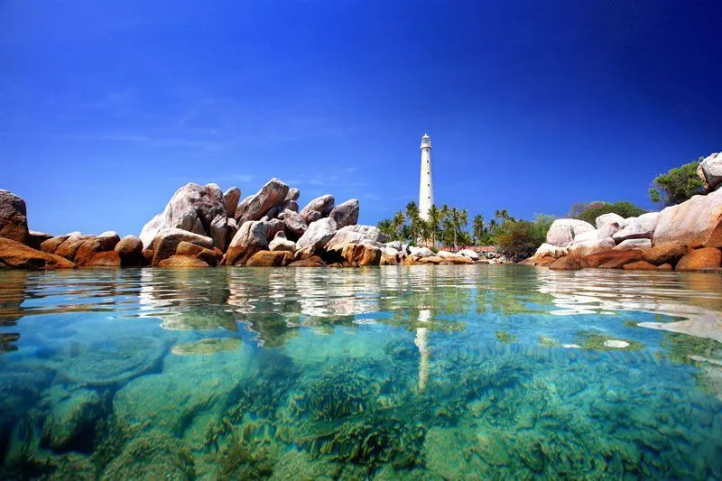 20 Tempat di Indonesia yang Layak Kamu Daki 73