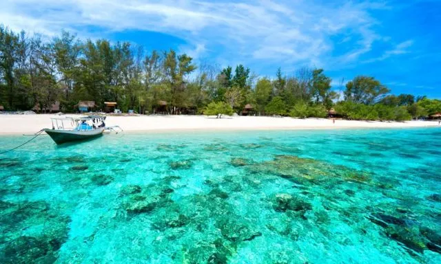 Catat, Daftar Long Weekend yang Bakal Datang di Tahun 2018. Hipwee Siapkan Rekomendasi Liburan Buat Kamu! 14