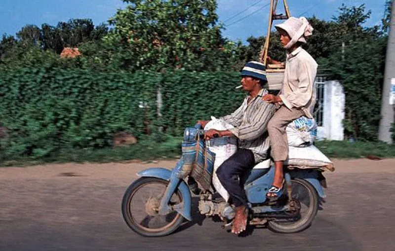 Kocak! Kompilasi Foto Sepeda Motor Kelebihan Muatan 47