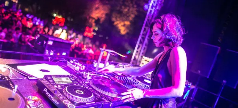 10 Festival Musik di Seluruh Dunia yang Membuatmu Ingin Traveling 21