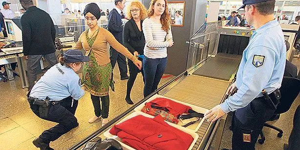 33 Hal yang Membuat Cewek Berjilbab Percaya Kalau Penutup Kepala Ini Berharga 70