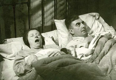 26 Tantangan Hidup Buat Kita Yang Susah Tidur Malam 27