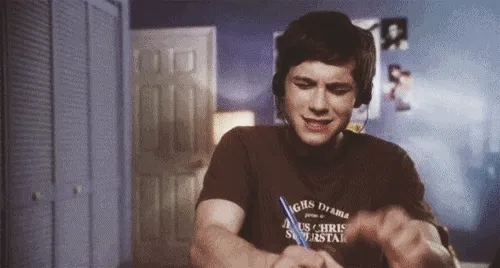 25 Dilema Hidup Yang Hanya Dimengerti Orang-Orang Introvert! 47