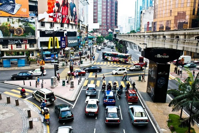 Mimpi Keliling Dunia? Traveling Ke Asia Tenggara Dulu, Yuk! 17
