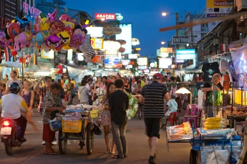 Mimpi Keliling Dunia? Traveling Ke Asia Tenggara Dulu, Yuk! 19