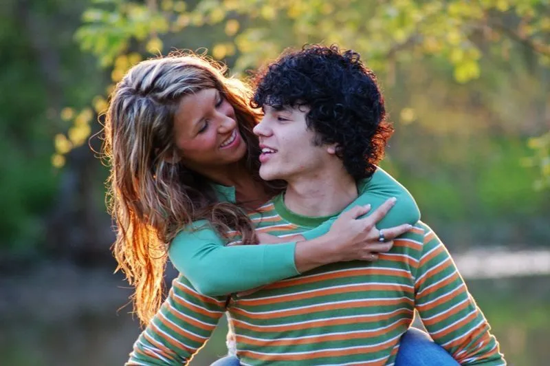 10 Cara Tetap Bahagia Setelah Putus Cinta 16