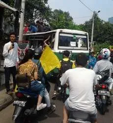 8 Pekerjaan Unik yang Lahir dan Dibesarkan Oleh Kemacetan Jakarta 18