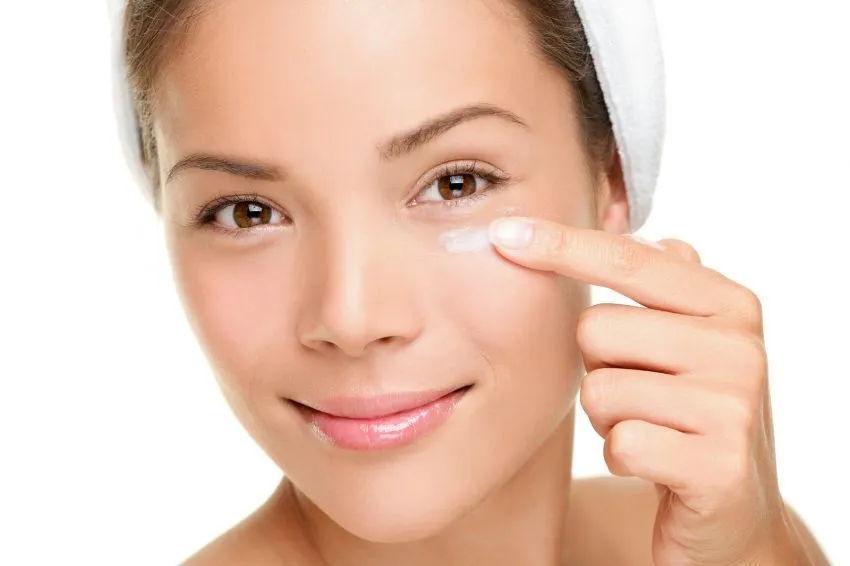 Rahasia Tetap Cantik Meski Tanpa Make Up 16