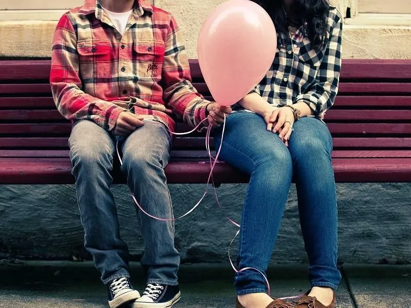 Ingin lepas dari jeratan friendzone? Ini dia caranya! 6