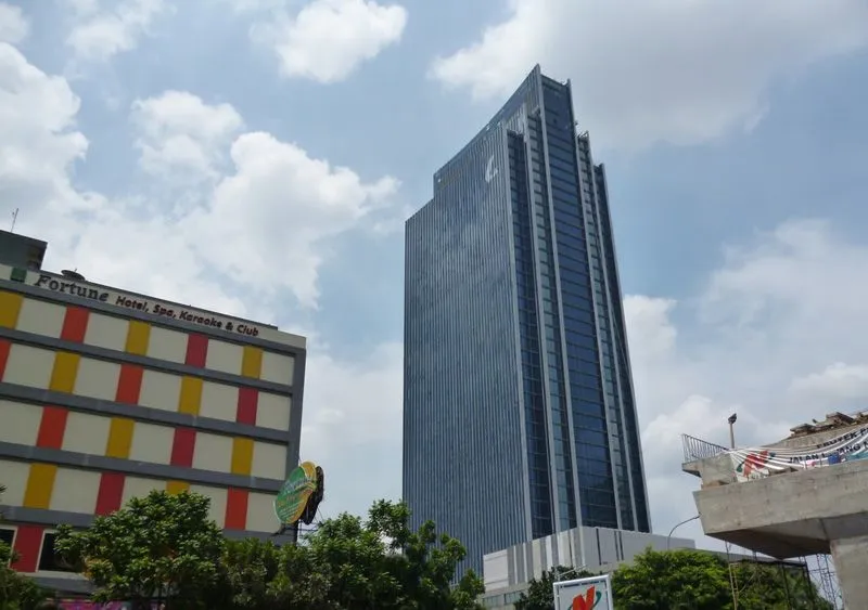 Gedung-gedung tertinggi di Indonesia 17