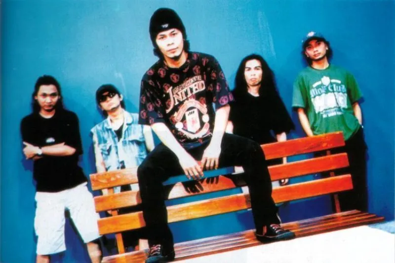 Kenapa Kita Susah Move On Dari Musik 90-an 23
