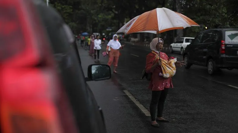 8 Pekerjaan Unik yang Lahir dan Dibesarkan Oleh Kemacetan Jakarta 12
