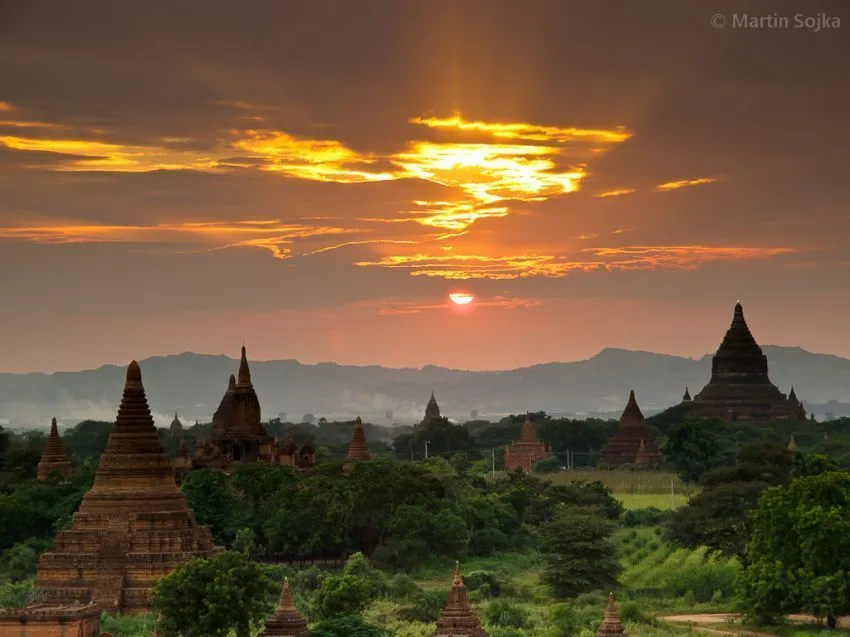 Lupakan Prancis, Inggris, atau Amerika! 50 Negara Ini Bakal Ngalahin Mereka Jadi Tujuan Wisata 96