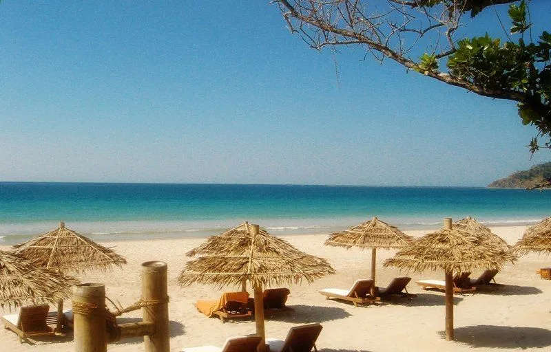 Mimpi Keliling Dunia? Traveling Ke Asia Tenggara Dulu, Yuk! 30