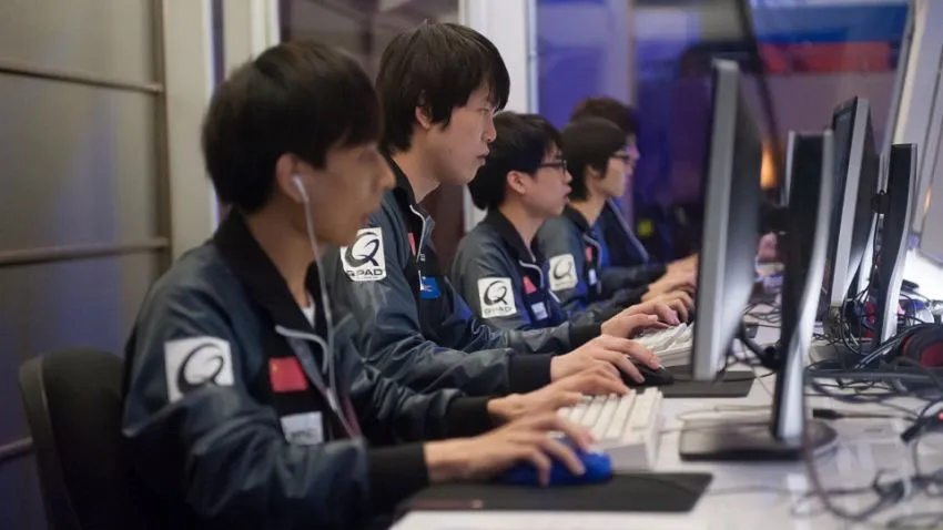 Jeritan Hati Cewek-Cewek yang Pacarnya Hobi Main DotA 62