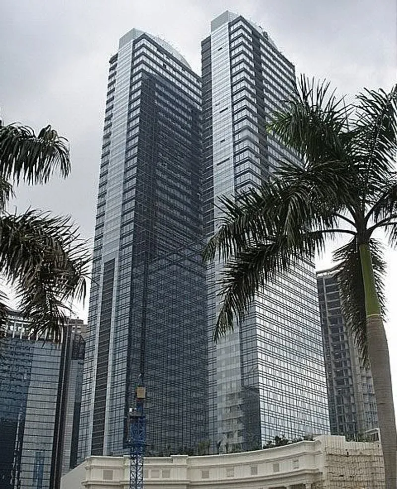 Gedung-gedung tertinggi di Indonesia 19