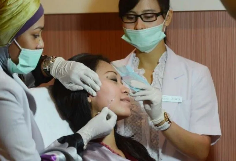 Bisa Cantik Asal Hidup Bahagia? Apa Iya? 12
