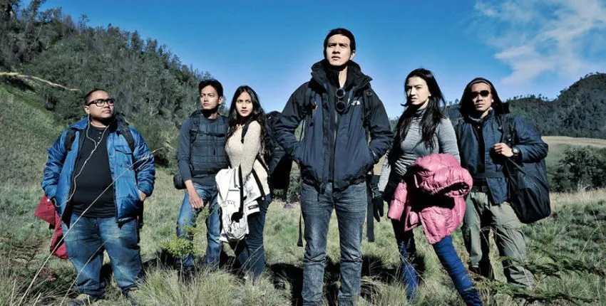 Sambil Menyelam Minum Air: Nonton Film Yang Menginspirasimu Traveling! 25