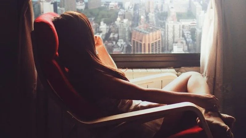 Kamu Cinta Beneran, Atau Cuma Cari Pelarian? 9