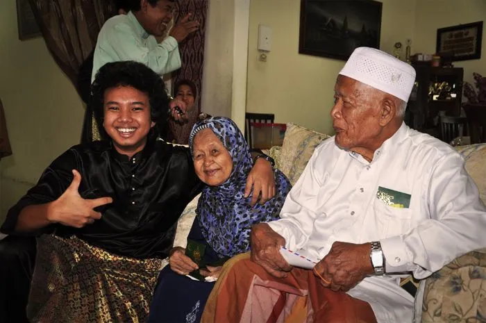 Ini Cara Yang Nyaman Membawa Pacar Ke Acara Lebaran Keluarga 17