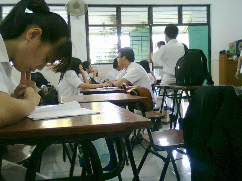 Penyesalan Saat Remaja yang Membuatmu Ingin Memutar Waktu 31