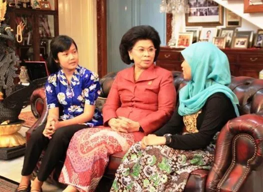 22 Kelakuan Unik yang Hanya Dilakukan Oleh Orangtua Indonesia 34