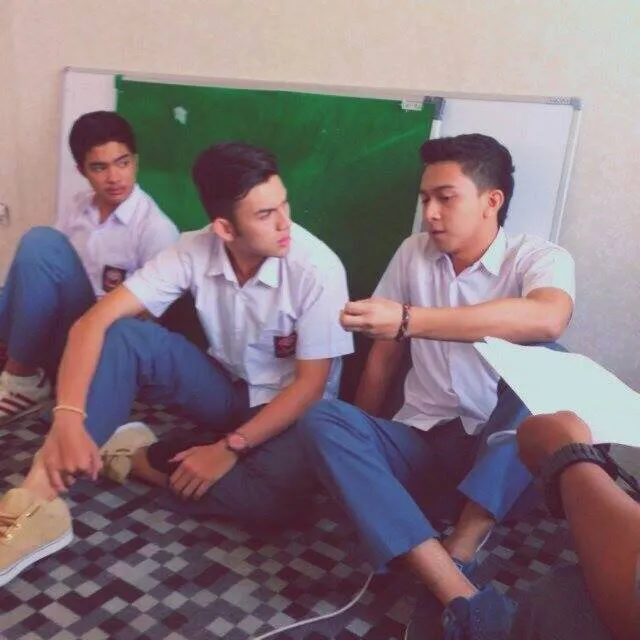 Bernostal-GILA ke Masa SMA, Yuk! 82
