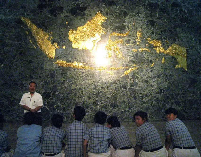 7 Anak Muda Menyampaikan Perasaan Terdalam Mereka Lewat #SuratUntukIndonesia dari Hipwee 14