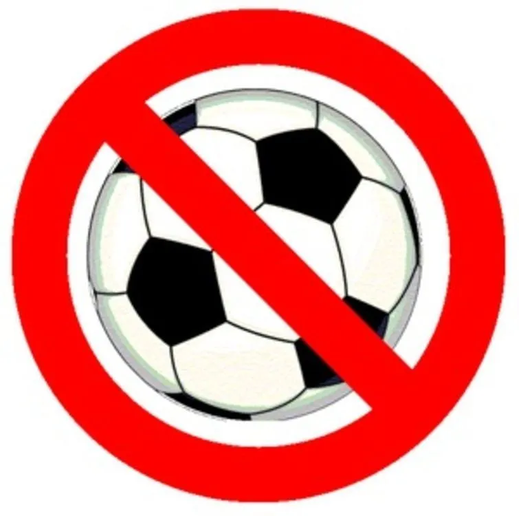 Dilema-Dilema Yang Selalu Menghantui Cowok Yang Gak Suka Bola 34