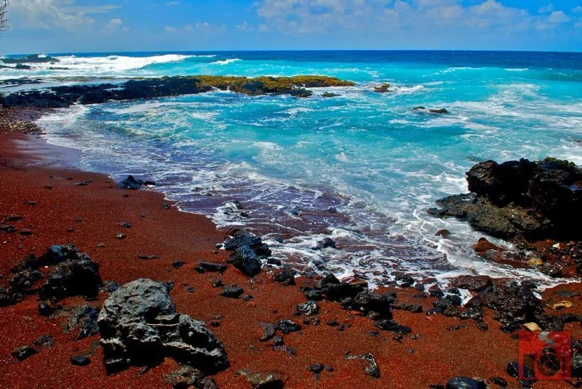12 Jenis Pantai Menakjubkan dari Seluruh Dunia (Beberapa Ada di Indonesia, Lho!) 36
