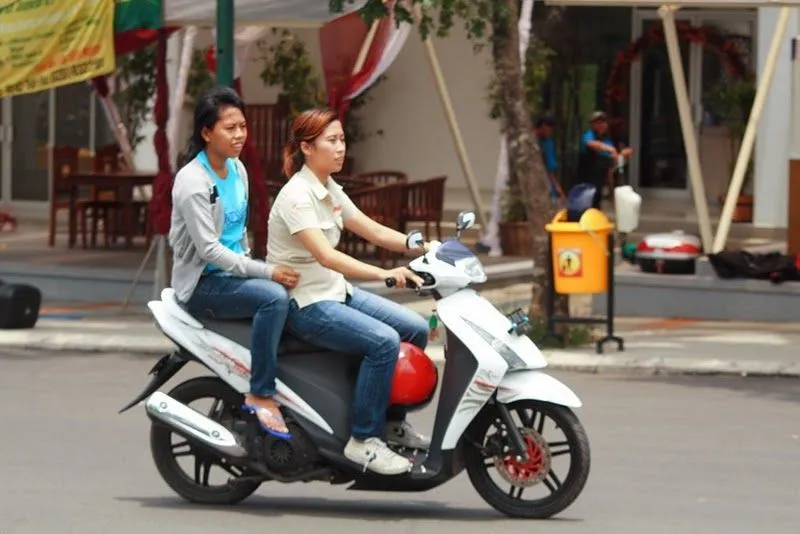 Hal-Hal Yang Sering Bikin Kita Frustasi Saat Di Jalan Raya 32