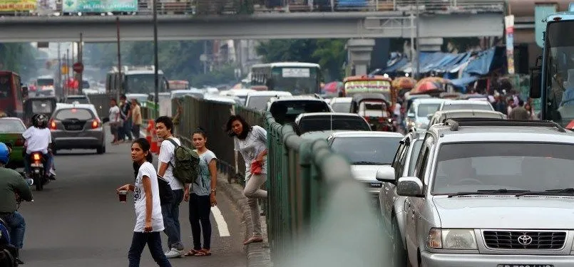 Hal-Hal Yang Sering Bikin Kita Frustasi Saat Di Jalan Raya 36