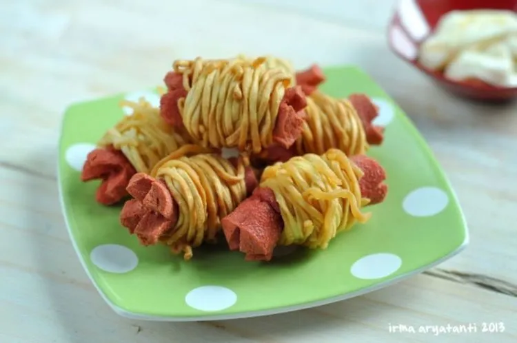8 Resep yang Bisa Kamu Coba Supaya Mie Instan Nggak Lagi Membosankan 11