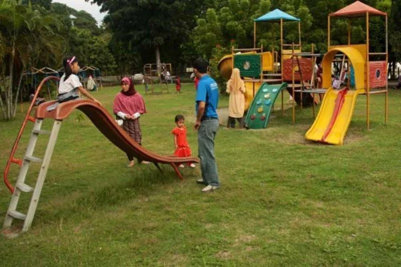 Daripada Mal yang Isinya Itu-Itu Saja, Bukankah Lebih Baik Tempat-Tempat Ini yang Kita Buat Ada? 43