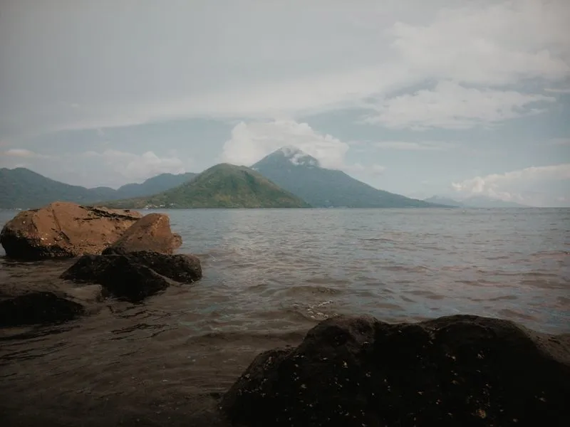 Tips-Tips yang Harus Kamu Baca Sebelum Mencumbui Puncak Gunung 18