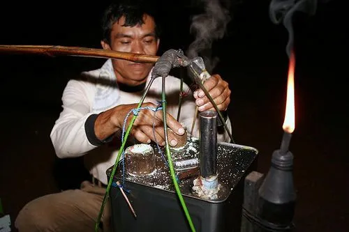 Jajanan Tradisional Indonesia yang Tak Akan Lekang oleh Waktu 25