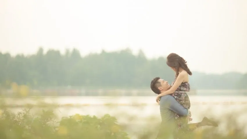 Cinta Bukan Garam Penyedap Rasa, Perlakukan Dia Sebagai Kata Kerja 14