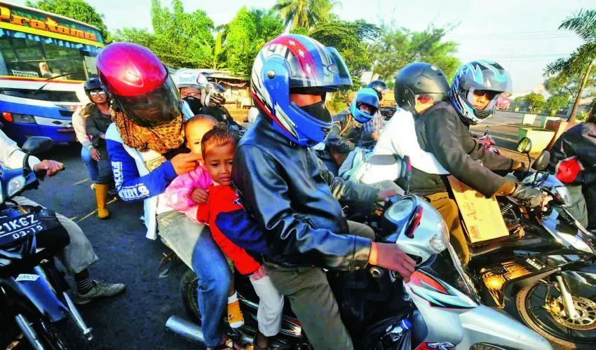 Lika-Liku Jadi Pengendara Sepeda Motor di Indonesia 38