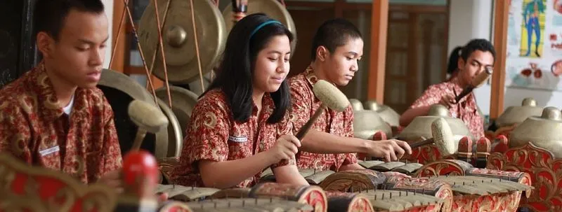 Jatuh-Bangun Kehidupan yang Dirasakan Siswa-siswi SMA Favorit 56