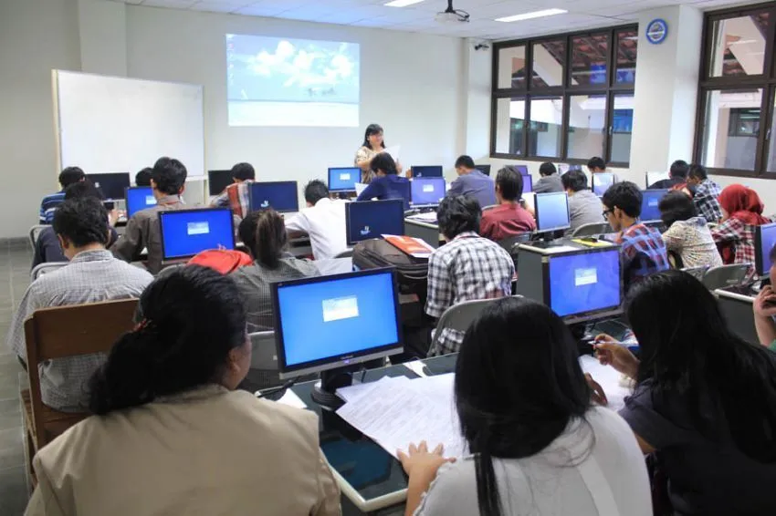 Ketika Kamu Salah Jurusan: Lanjut Kuliah, atau Bubar Jalan? 15