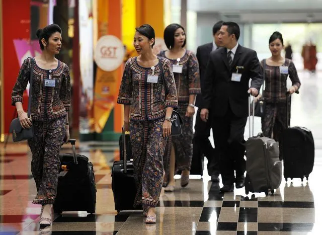 18 Pergumulan Batin Para Pramugari, Si Awak Kabin yang Cantik 35
