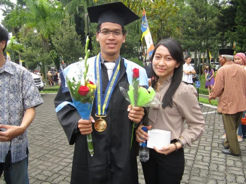 25 Tanda Kalau Ini Saat yang Tepat Buat Menjadikan Dia Pacar 27