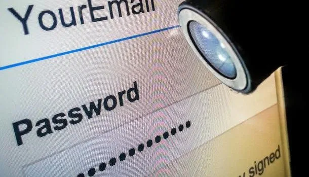 Jangan Foto Sembarangan: Cara Menjauhkan Foto Pribadimu Dari Penjahat Internet 11