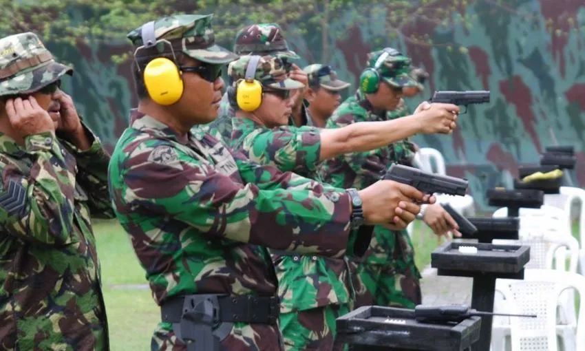 Siap Bela Negara? Inilah Prediksi Nasibmu Seandainya Wajib Militer Ada di Indonesia! 30